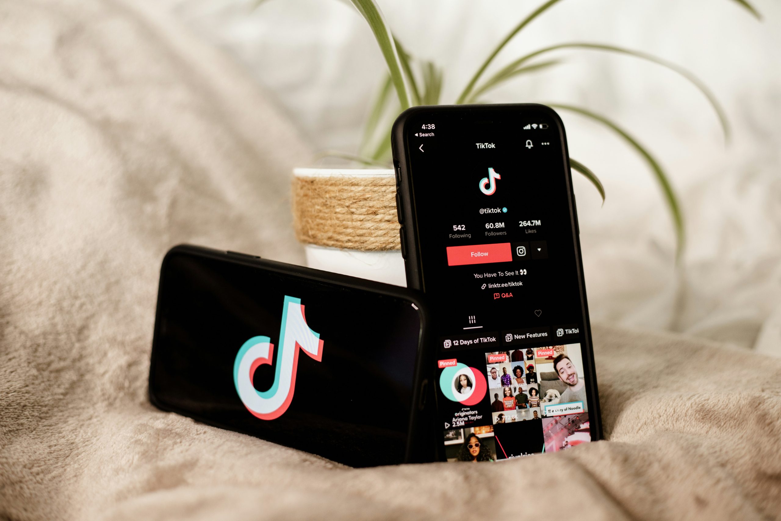 TikTok permitirá reservar hotéis diretamente pelo app com Booking.com