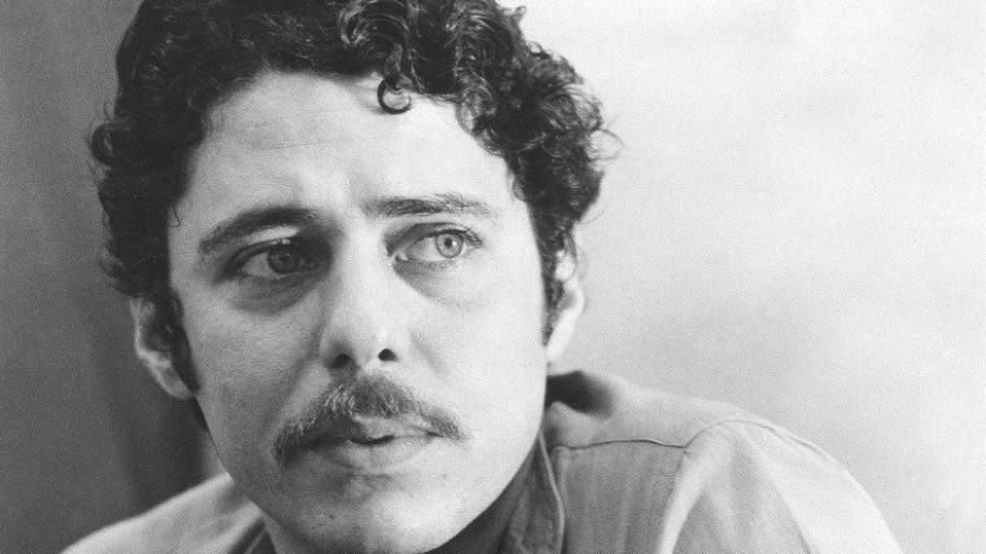 Chico Buarque: canções que retratam a vida urbana e as cidades