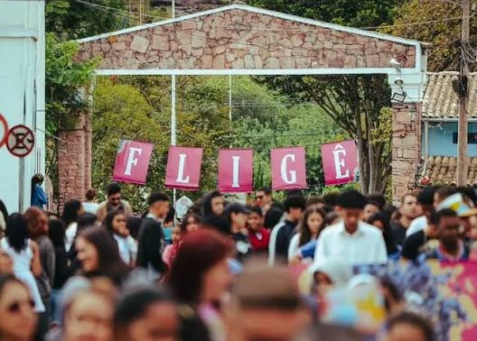 Feiras Literárias no Nordeste: 11 Festivais que Unem Literatura, Viagem e Cultura Regional